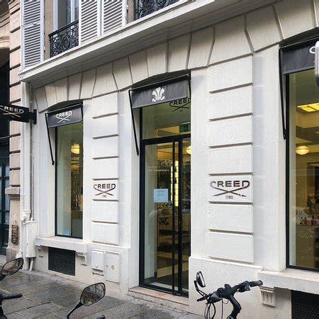 creed boutique paris france.